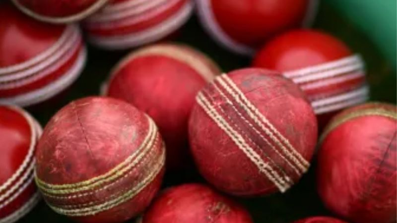 1 जून से बदल जाएंगे टेस्ट क्रिकेट और वनडे के ये नियम, दो गेंद का इस्तेमाल, बाउंड्री लाईन पर कैच, कन्कशन रिप्लेसमेंट और डीआरएस...