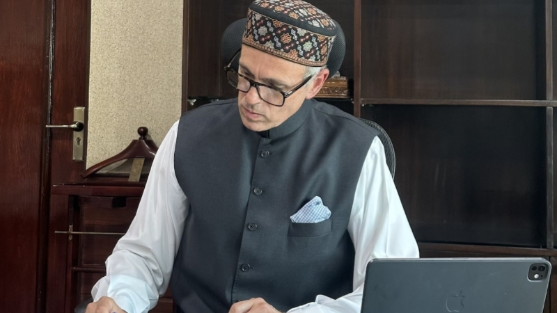 'कई वर्षों तक हमें रुलाया है, ऐसे कैसे दे देंगे पानी...', आखिर किस पर भड़क उठे सीएम उमर अब्दुला, जानें