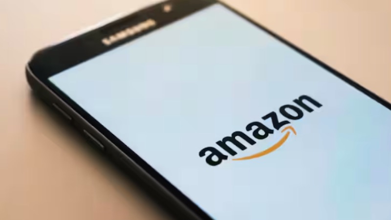 Amazon की शॉपिंग हुई महंगी! हर ऑर्डर पर लगेगा ₹5 का नया चार्ज