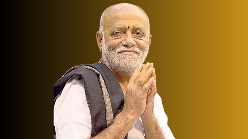 'मैं छोटा हूं, आप सब बड़े...', आखिर मोरारी बापू ने क्यों मांगी माफी? जानिए क्या है सूतक काल में दर्शन और कथा पर हुआ विवाद