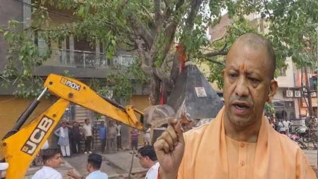 संभल में अब मंदिर पर चला बुलडोजर, देव प्रतिमाओं को दूसरे स्थान पर किया गया शिफ्ट