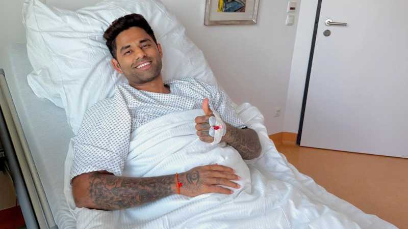 सूर्यकुमार यादव ने जर्मनी में कराई हर्निया सर्जरी, फोटो शेयर कर खुद दी जानकारी