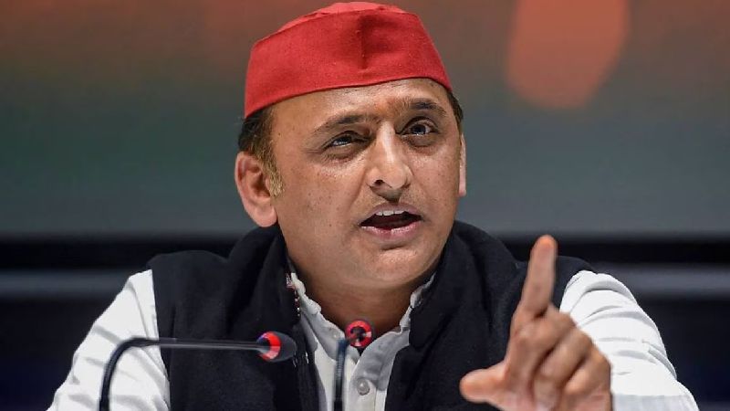 'CM योगी बीजेपी के सदस्य नहीं', अखिलेश यादव का बड़ा दावा, कहा- विरोधियों को रोकने के लिए बुलडोजर...