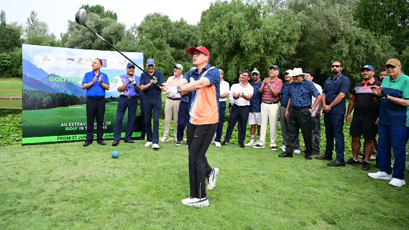 Jammu Kashmir: गोल्फ कोर्स से उमर अब्दुल्ला का विकास मंत्र, पर्यटन को मिलेगा नया आयाम, जानें क्या है प्लान