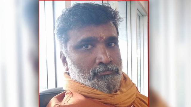 मशहूर फिल्ममेकर विक्रम सुगुमारन का 47 साल की उम्र में निधन, बस में सफर करते हुए आया कार्डियक अरेस्ट