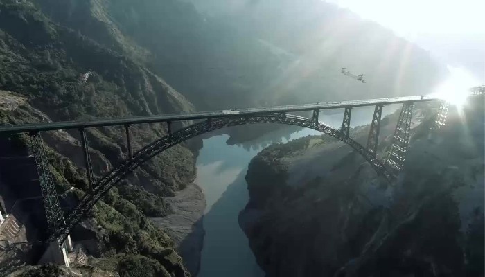 दो महीने के अंदर दूसरा इंजीनियरिंग मार्बल! 6 जून को देश को समर्पित होगा दुनिया का सबसे ऊंचा ‘चिनाब रेल ब्रिज’, पीएम मोदी करेंगे उद्धाटन