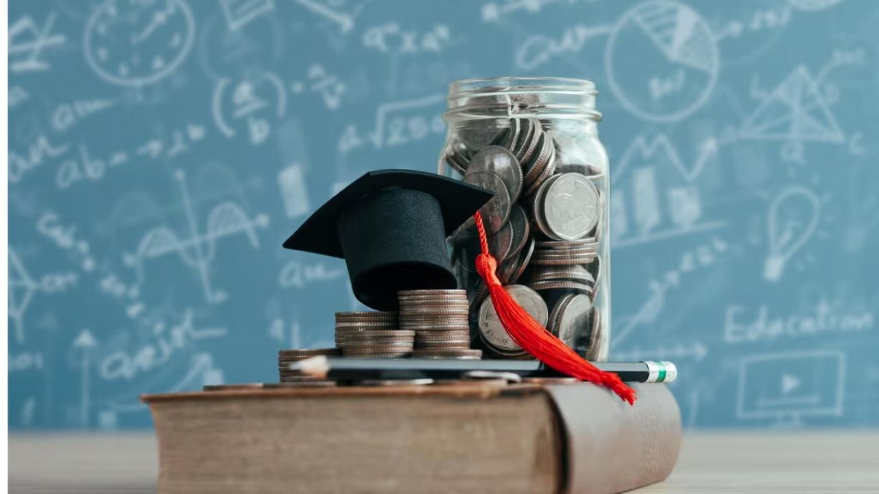 BDS में लिया दाखिला? अब पढ़ाई के लिए मिल सकता है एजुकेशन लोन, जानिए प्रकिया