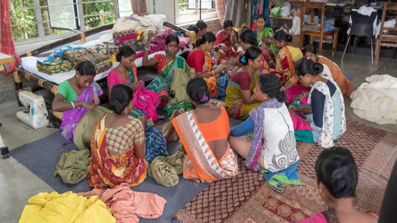 बिना ब्याज के 5 लाख तक का लोन! सरकार की इस शानदार योजना का कैसे उठाएं लाभ? जानें आवेदन का तरीका