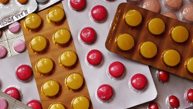 दवाओं का पूरा कोर्स क्यों है ज़रूरी? जानें कोर्स अधूरा छोड़ना कैसे आपकी सेहत पर पड़ सकता है भारी