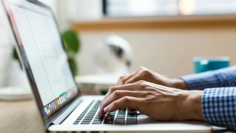 सावधान! Wi-Fi का ज़्यादा इस्तेमाल बन सकता है इन्फर्टिलिटी का कारण, जानें क्यों और क्या करें