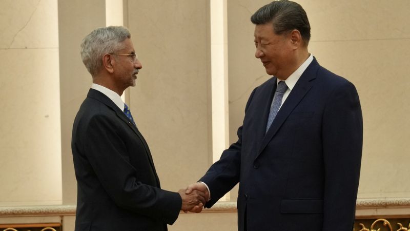 आंखों में आंख डाल चीनी राष्ट्रपति से मिले विदेश मंत्री एस जयशंकर, पहुंचा दिया पीएम मोदी का संदेश, जानें क्या हुई बात