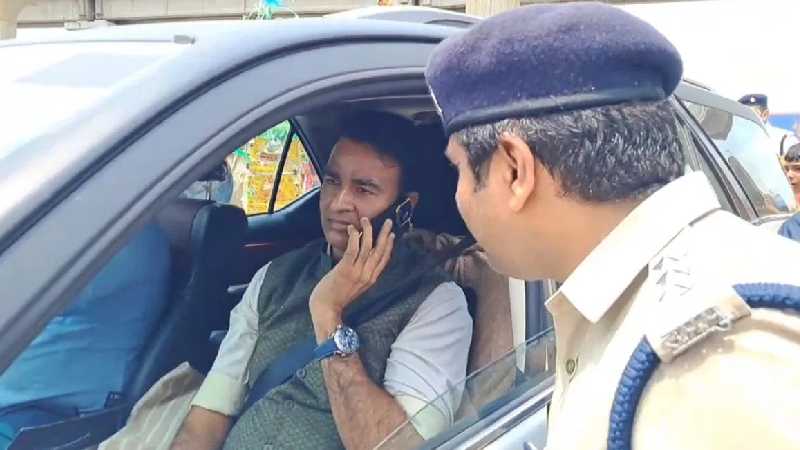 'कप्तान साहब, मैं अपनी गाड़ी से ही जाऊंगा', गाड़ी रोके जाने पर मेरठ एसपी पर भड़के पूर्व विधायक संगीत सोम