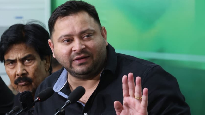 'सबकुछ फिक्स है, तो चुनाव का क्या मतलब...', एसआईआर विवाद पर गरमाई बिहार की सियासत, तेजस्वी यादव ने दिए चौंकाने वाले संकेत