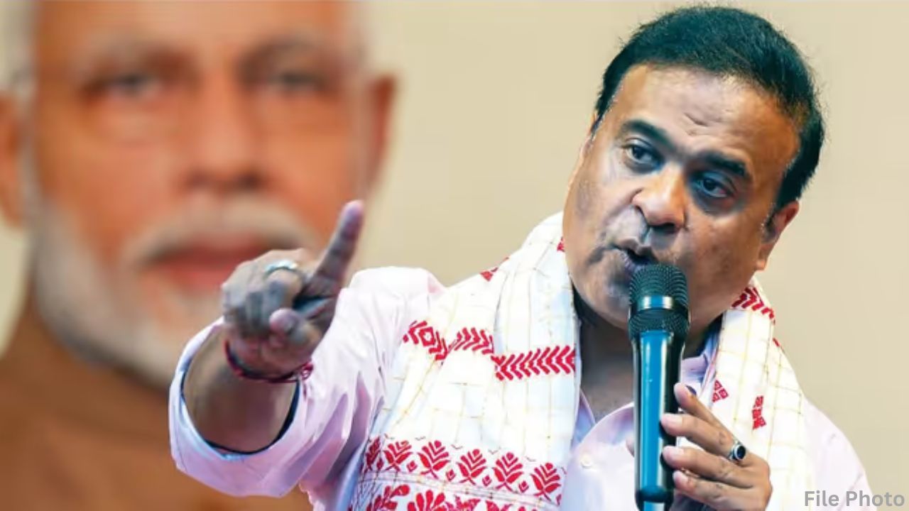 'हम डर जाएंगे ये गलतफहमी है...', असम CM हिमंत ने घुसपैठियों-बांग्लादेशी मुस्लिमों से छुड़ाई लाखों बीघा जमीन, दे दी सख्त चेतावनी