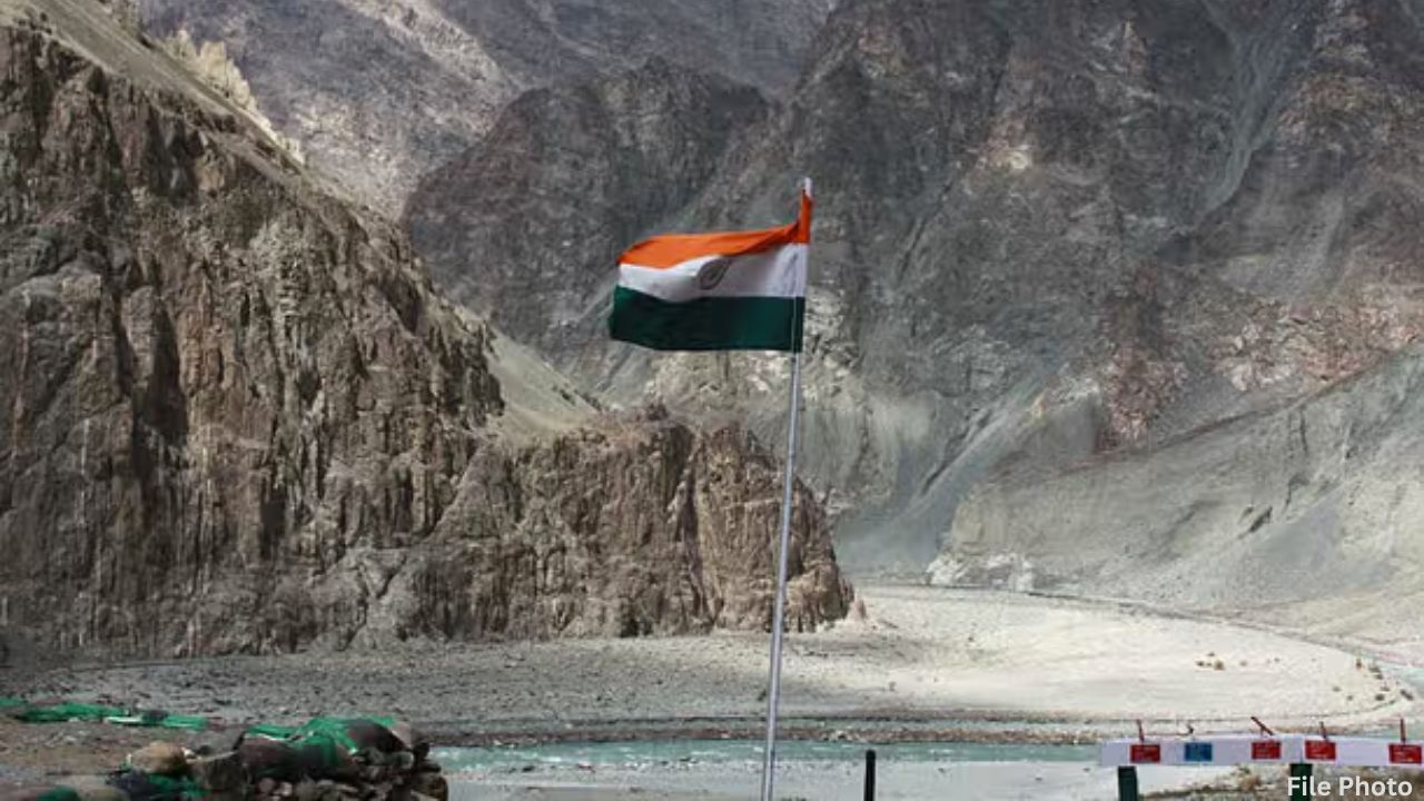 130 KM लंबी, ‘16614 ऊंचाई, ’ 70 टन भार क्षमता…चीन के दिमाग में घुस जाएगी भारत की ये ‘सीक्रेट सड़क’, नाम दौलत बेग ओल्डी