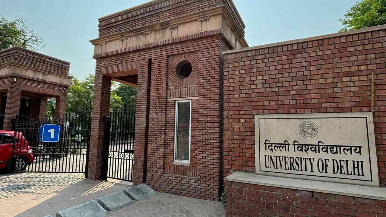 दिल्ली यूनिवर्सिटी में सिख शहादत पर नया कोर्स, जनरल इलेक्टिव के रूप में पढ़ाई की होगी शुरुआत