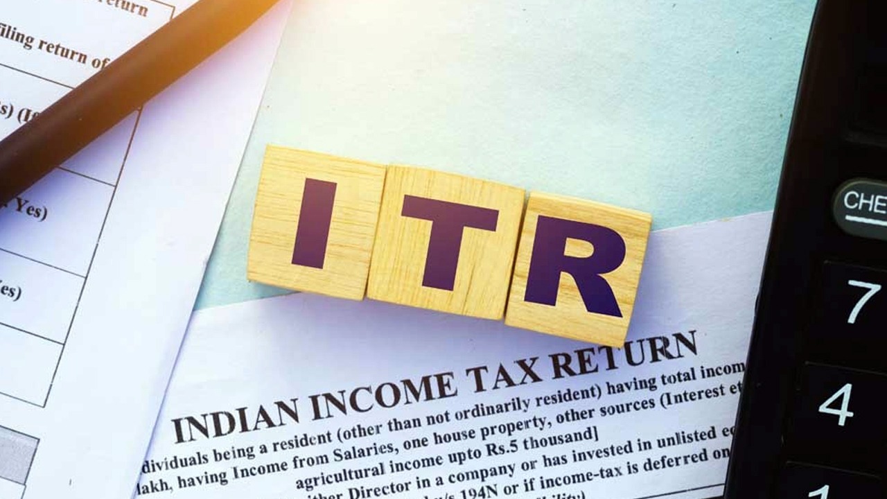 अभी तक प्रोसेस नहीं हुआ ITR? जानिए नई डेडलाइन और रिफंड से जुड़ी अहम बातें