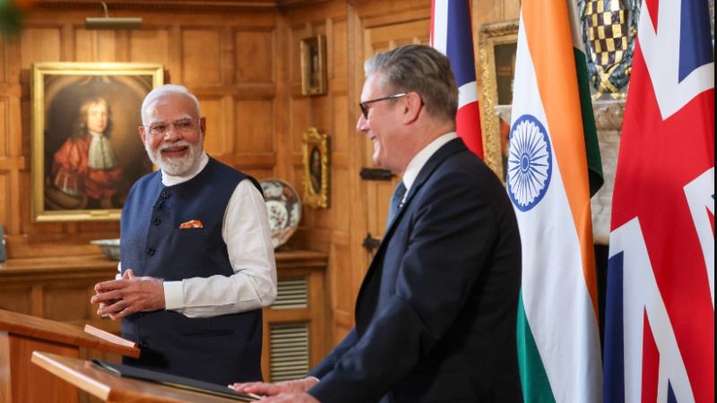 'चिंता मत करिए, हम अंग्रेजी शब्द...', ब्रिटिश पीएम के सामने ट्रांसलेटर से बोले PM मोदी