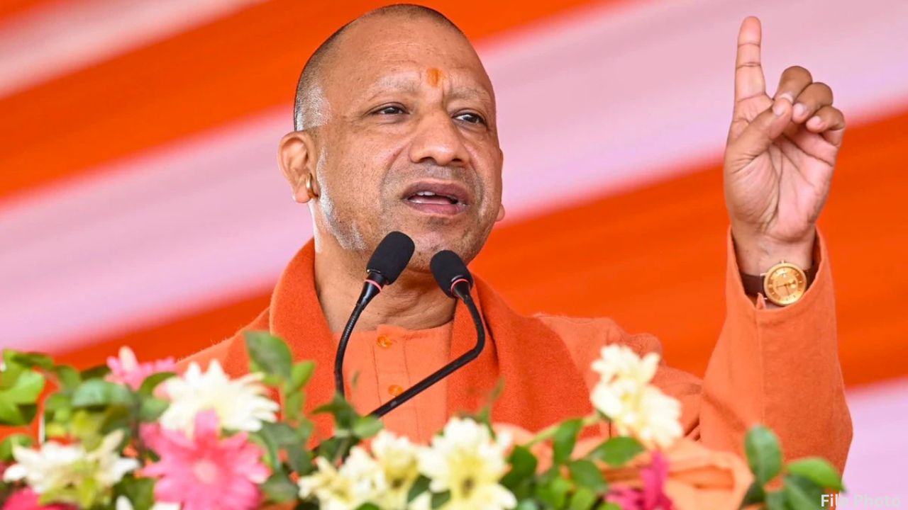 कॉर्पोरेट सेक्टर से सीधे जुड़े यूपी के गरीब-बेरोजगार…योगी सरकार की नीति का कमाल, हर परिवार में एक नौकरी पक्की… अडानी समूह, TATA, SBI ने भी दिखाई दिलचस्पी