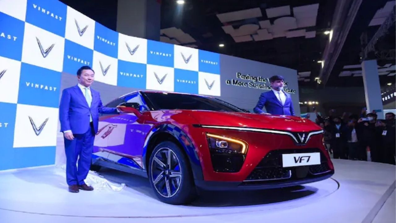 Tesla के बाद VinFast कार की भारत में धमाकेदार एंट्री, सिर्फ ₹21,000 में करें बुकिंग, 27 शहरों में खुले शोरूम!