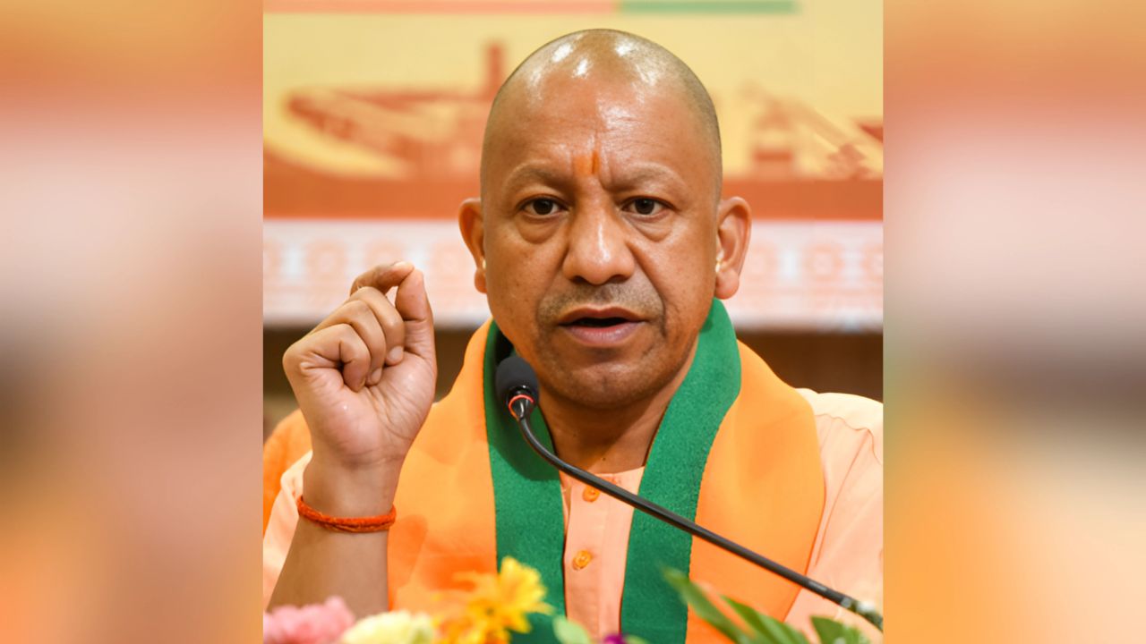 'लाठी मारो इनको, लातों के भूत बातों से नहीं मानेंगे…’, जौनपुर में मुहर्रम के ताजिये में करंट लगने से हुई मौतों को लेकर हुए प्रदर्शन पर बोले सीएम योगी