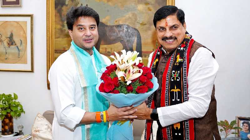 ज्योतिरादित्य सिंधिया ने CM मोहन यादव से की मुलाकात, MP के विकास और बाढ़ नियंत्रण पर हुई चर्चा!