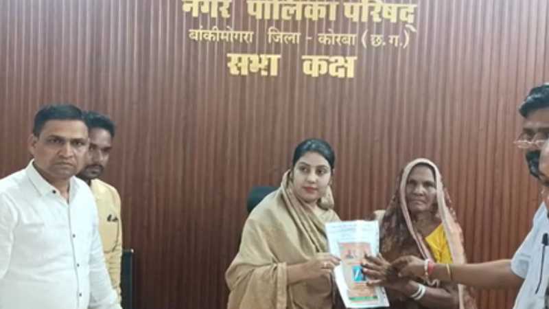 प्रधानमंत्री आवास: छत्तीसगढ़ के कोरबा में 26 लाभार्थियों को मिला आवास योजना का प्रमाण पत्र