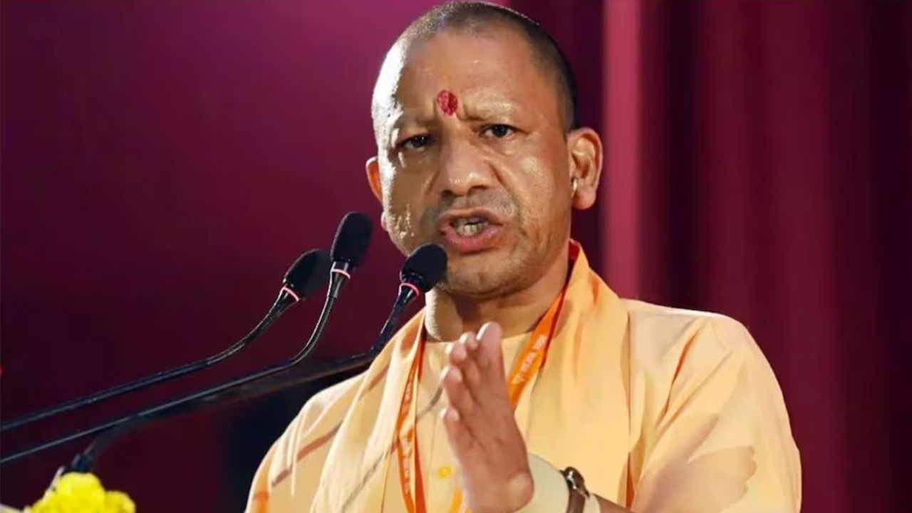 'अपने पाप के लिए देश से कब माफी मांगेगी कांग्रेस...', मालेगांव केस को लेकर बरसे CM योगी, आतंकवादियों को संरक्षण देने का लगाया आरोप