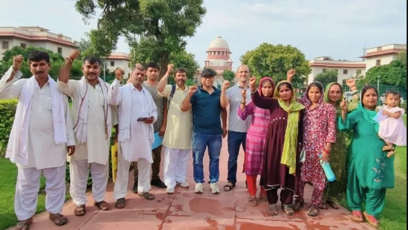 पाकिस्तानी हिंदू शरणार्थियों को बेदखल करने पर सुप्रीम रोक, कोर्ट ने भेजा सरकार को नोटिस