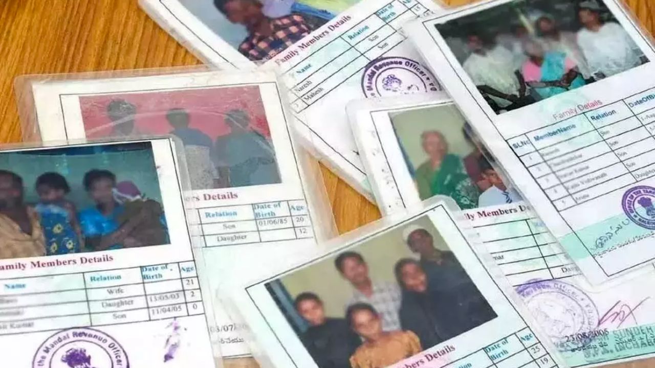 राशन कार्ड से बाहर होंगे लाखों लोग, सरकार ने 1.17 करोड़ कार्ड रद्द करने की तैयारी की, जानिए कहीं सूची में आपका नाम भी तो नहीं!