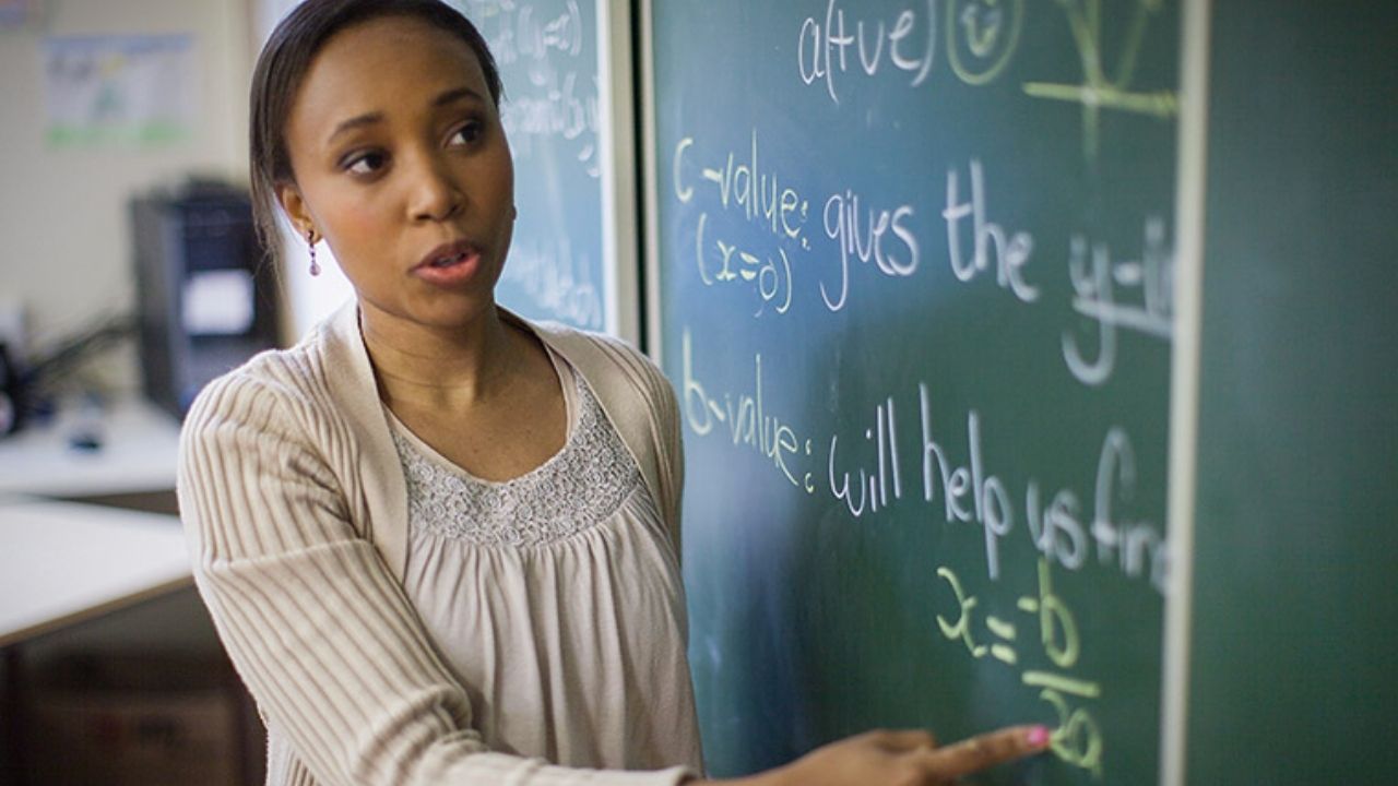 UPPSC Lecturer Vacancy 2025: 1400 से ज्यादा पद, B.Ed अब अनिवार्य, जानें पूरी प्रक्रिया