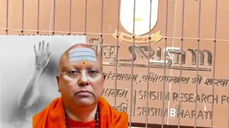 17 लड़कियों का यौन शोषण, कॉलेज में गंदा खेल! चंगुल से भागी पीड़िता ने बताई ‘डर्टी बाबा’ चैतन्यानंद की एक-एक करतूत