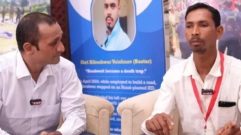 नक्सलियों ने इस इंसान को 2 दिनों तक पीटा, आंखों के सामने ले ली 2 लोगों की जान