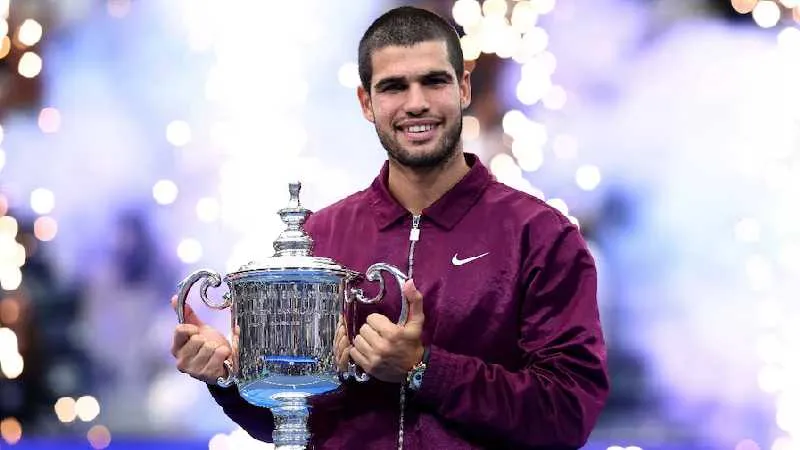 यूएस ओपन 2025: कार्लोस अल्काराज ने सिनर को हराकर रचा इतिहास, बने नंबर 1