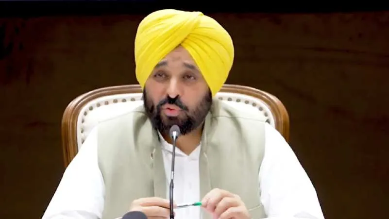 पंजाब सरकार का ऐतिहासिक ऐलान, हर परिवार को मिलेगा 10 लाख तक का मुफ्त हेल्थ कवर