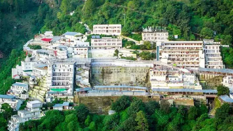 वैष्णो देवी यात्रा 14 सितंबर से होगी शुरू, भूस्खलन के बाद दो हफ्ते से अधिक समय तक रुकी यात्रा