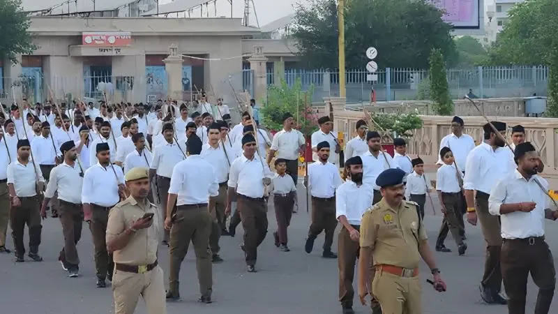 यूपी के 3 करोड़ परिवारों तक पहुंचेगा RSS, अगले 1 साल के अंदर होगा कई हिंदू सम्मेलन, धर्मांतरण और लव जिहाद पर भी होगा एक्शन