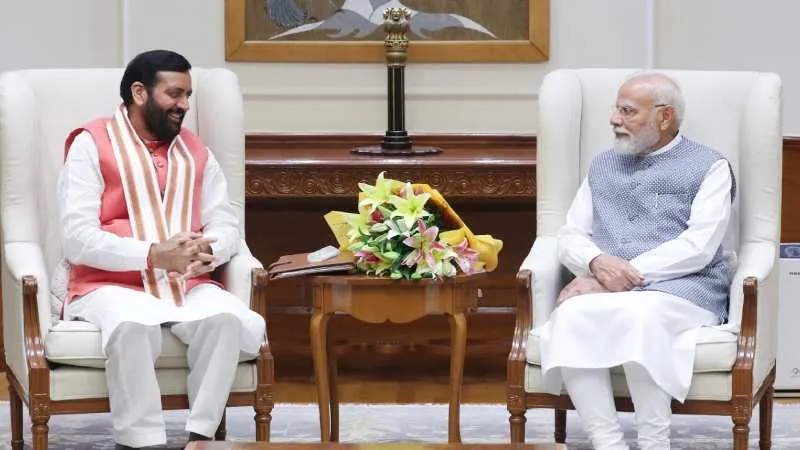 सीएम सैनी ने दिल्ली में पीएम से की मुलाक़ात, बाढ़ राहत व किसान भुगतान पर हुई चर्चा