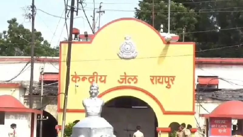 छत्तीसगढ़ जेल में महिला कैदियों के साथ 60 बच्चे, जो भुगत रहे हैं मां के जुर्म की कीमत