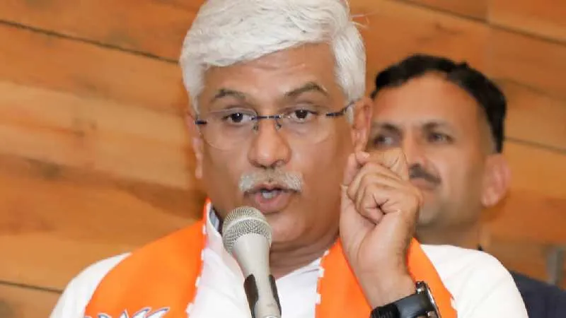 दौसा में केंद्रीय मंत्री गजेंद्र सिंह शेखावत ने स्वदेशी और आत्मनिर्भर भारत पर दिया जोर