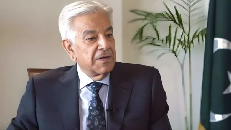 तालिबान से शांति वार्ता विफल होने पर बौखलाया पाकिस्तान, ख्वाजा आसिफ ने भारत को ठहराया जिम्मेदार, देने लगा गीदड़भभकी