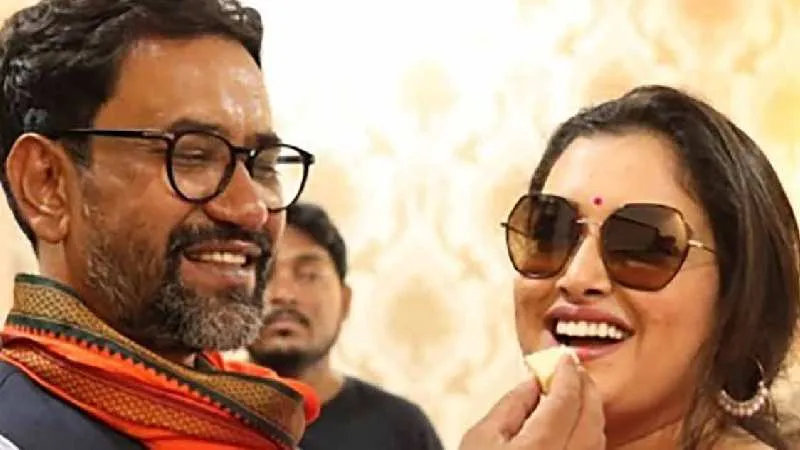 Bihar: मुजफ्फरपुर में निरहुआ-आम्रपाली पर केस दर्ज , 18 अक्टूबर को होगी सुनवाई