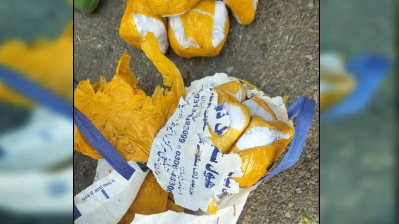 जम्मू-कश्मीर: आरएस पुरा में बीएसएफ ने पाक तस्करों की साजिश नाकाम की, 5.3 किलो हेरोइन बरामद