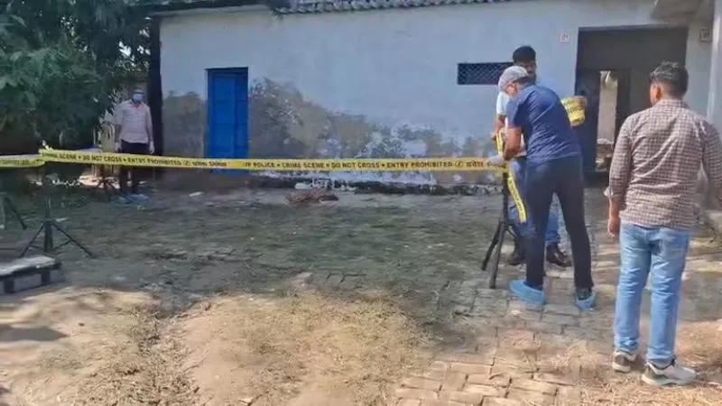 बहराइच में सनकी किसान का खूनी खेल, 2 नाबालिग की हत्या के बाद परिवार संग खुद को लगाई आग, 6 की मौत