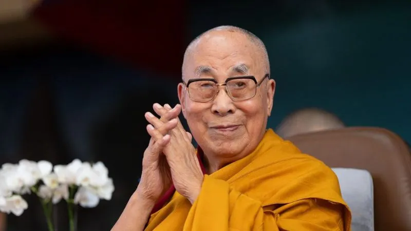 'ऐसा समर्पण और सेवा कहीं नहीं', संघ के 100 साल पूरे होने पर दलाई लामा ने जताया RSS का आभार