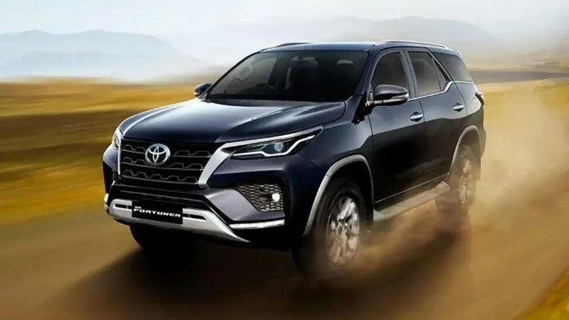 अब और भी दमदार बनी Fortuner! लॉन्च हुई Leader Edition, देखें नया अंदाज़