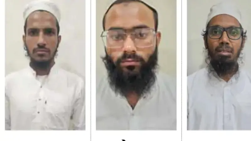 भारत को दहलाने की थी साजिश! गुजरात ATS ने 3 आतंकियों को किया गिरफ्तार, कई खतरनाक केमिकल और हथियार बरामद