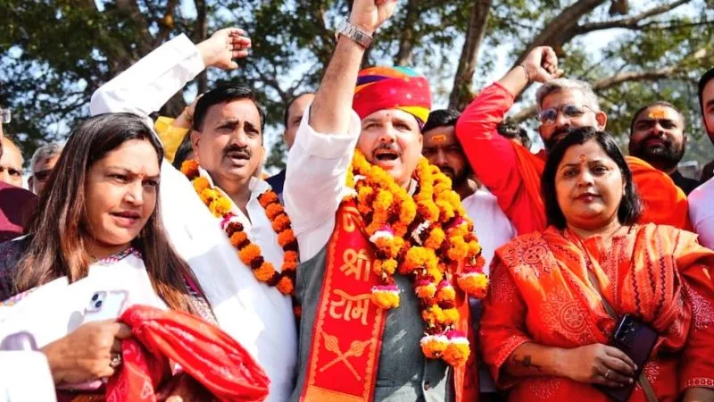 अयोध्या से शुरू हुई AAP की ‘रोज़गार दो, सामाजिक न्याय दो’ पदयात्रा, सांसद संजय सिंह के नेतृत्व में हजारों कार्यकर्ता और नेता हुए शामिल