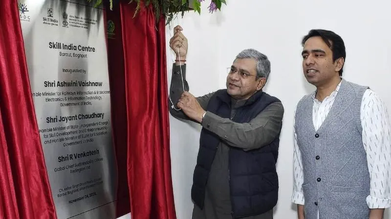 बड़ौत से नई ट्रेन सेवा का शुभारंभ, दिल्ली-शामली सेक्शन जल्द होगा डबल: रेल मंत्री वैष्णव