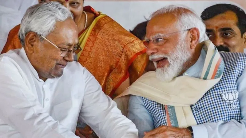 Bihar: पोल्स ऑफ पोल्स सर्वे में NDA की जबरदस्त वापसी, कितनी सीटों पर अटका महागठबंधन, क्या है जन सुराज का हाल?